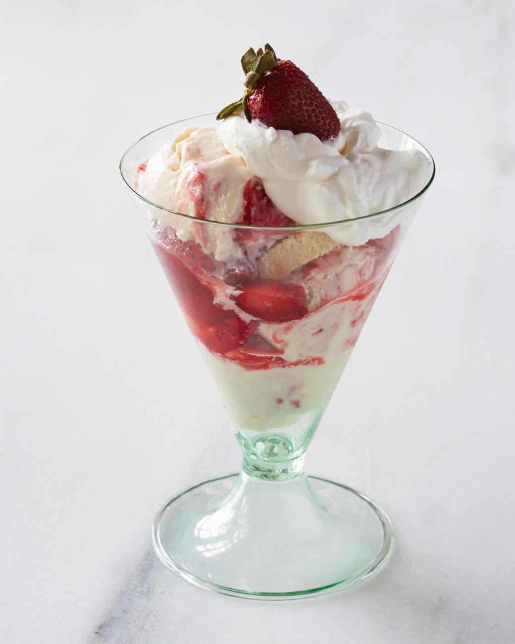 20-seriously-upgraded-ice-cream-sundaes-martha-stewart