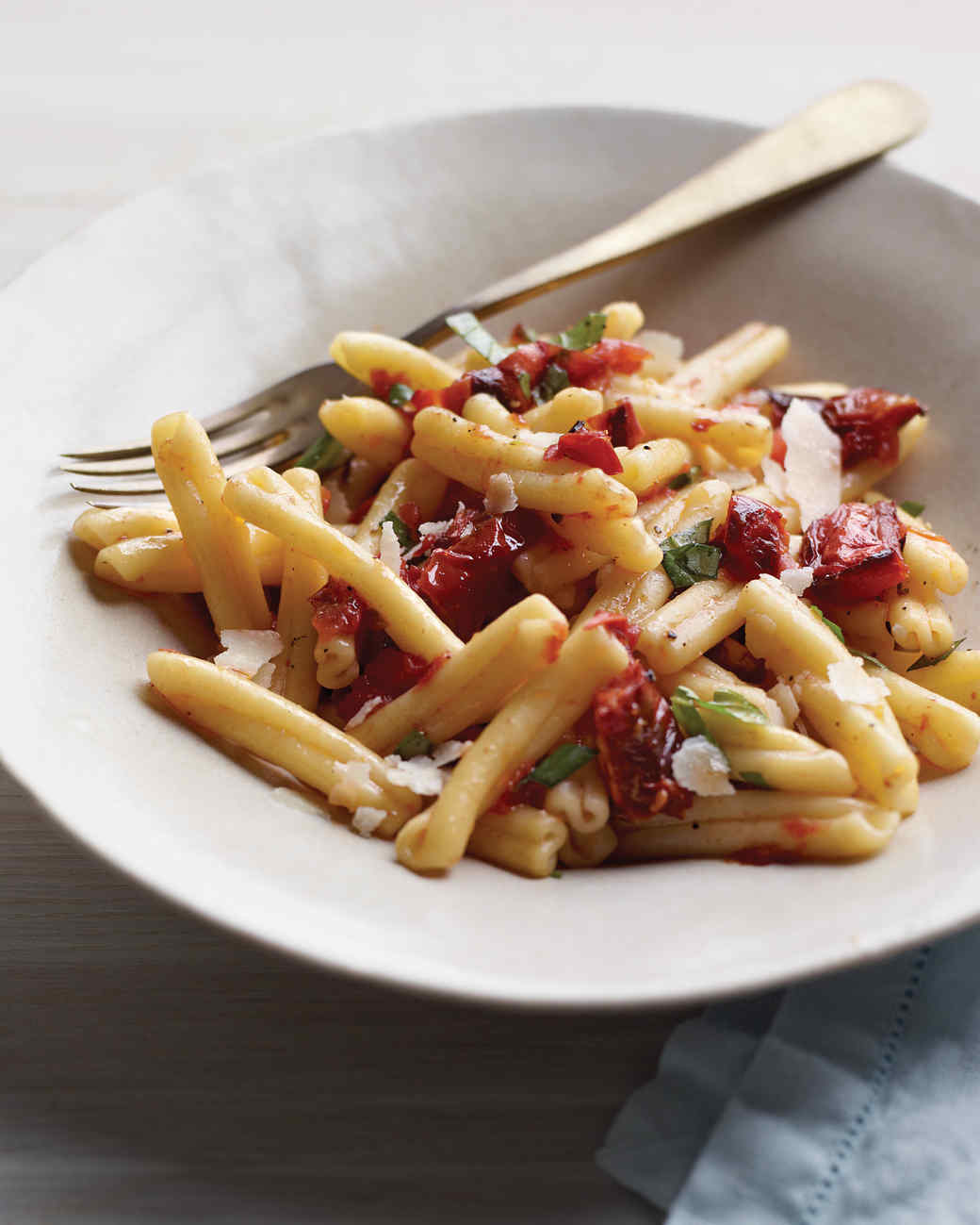 Italian Pasta Salad Recipes: Cue the Olives, Mozzarella, and Arugula