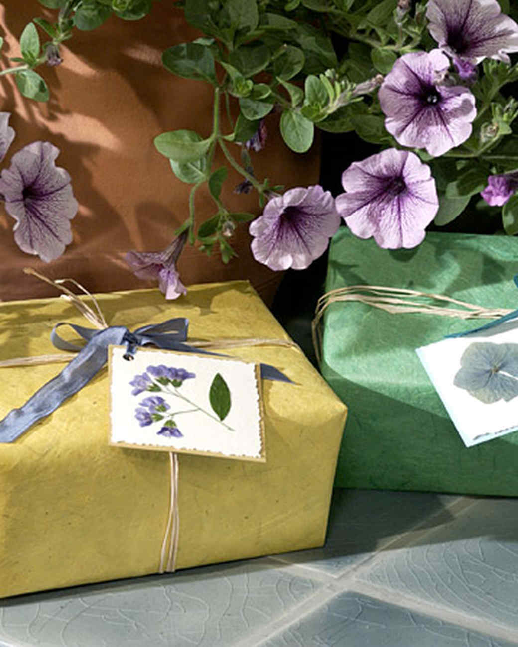 pressed flower gift card with janie martha stewart
