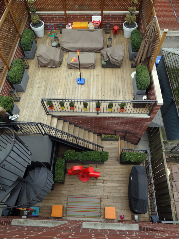 2014-5-2-28_edited.jpg (skyword:370466)