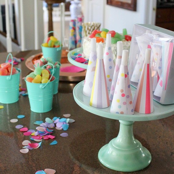 candy_horns_0416.jpg (skyword:302953)