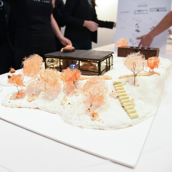 The Philip Johnson Glass House recreated at the Great Architectural Bake-Off The Philip Johnson Glass House recreated at the Great Architectural Bake-Off