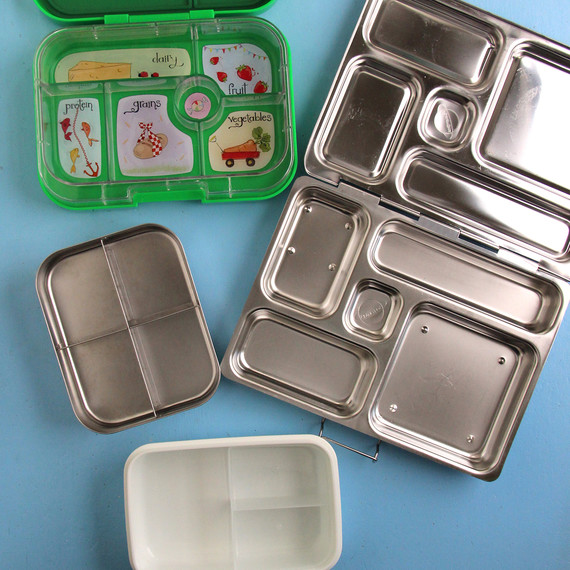 lunch-boxes.jpg (skyword:404450)