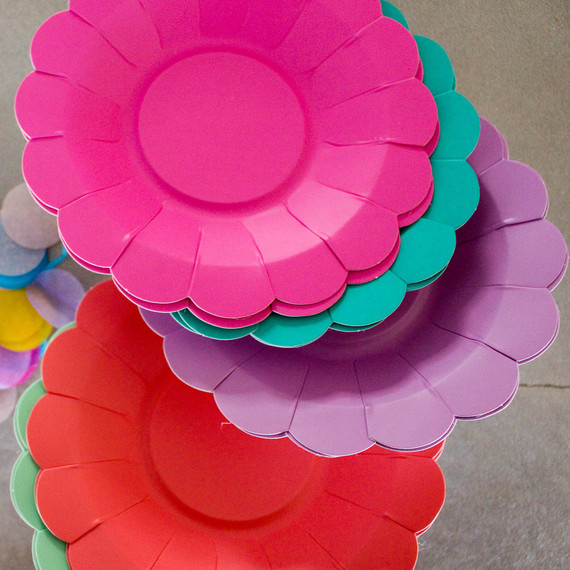 candy_plates_0416.jpg (skyword:302954)