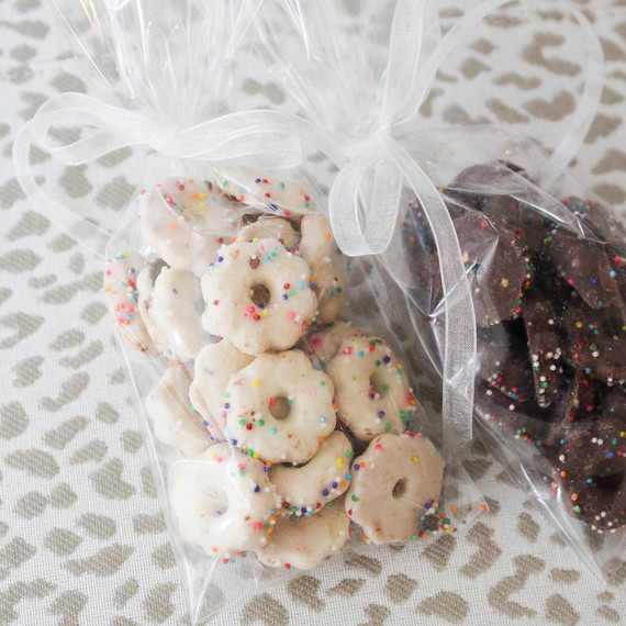 doughnut_cookies_0316.jpg (skyword:244193)