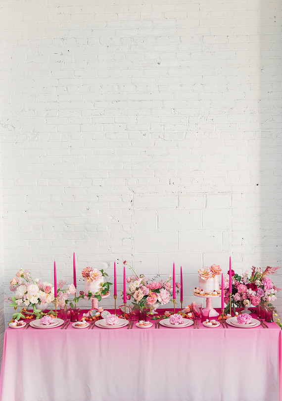 pink_ombre_table_0512.jpg (skyword:276113)
