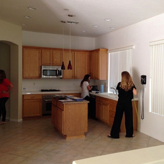 dark-kitchen-04.16.jpg (skyword:263359)