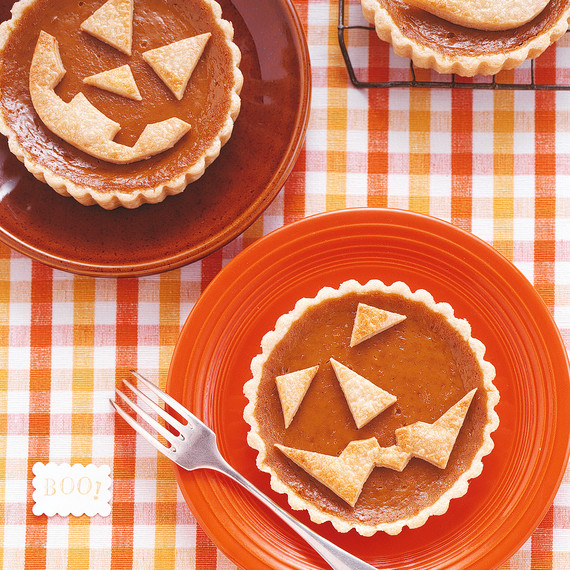 a99981_pumpkintarts.jpg