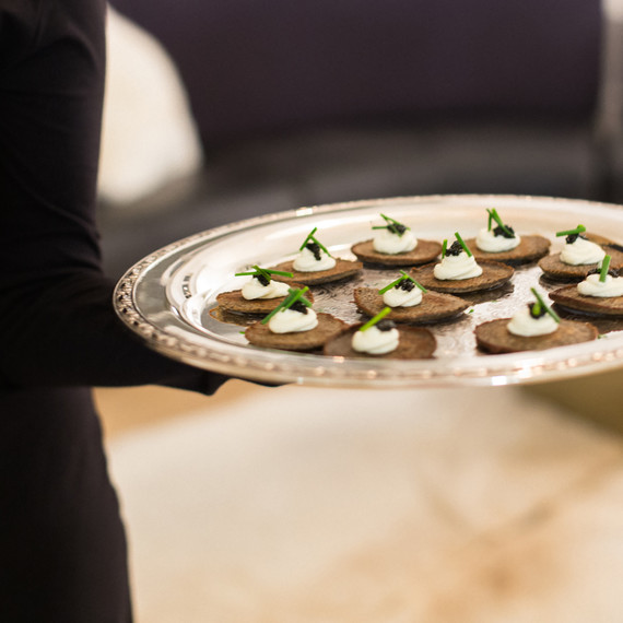 blini_caviar_silver_0316.jpg (skyword:238530)