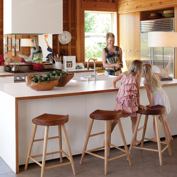 family-kitchen-0117.jpg (skyword:383734)