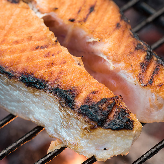 chefstepscrustsalmon.jpg (skyword:293001)