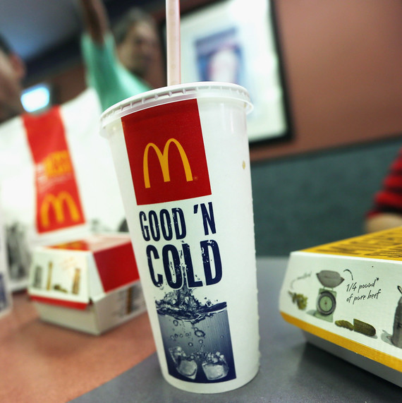 mcdonadds-straw-0318