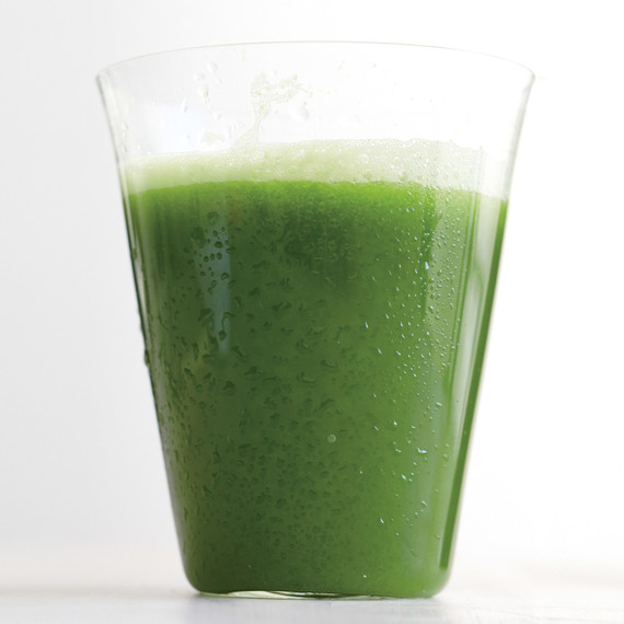 green-juice-mbd108052.jpg