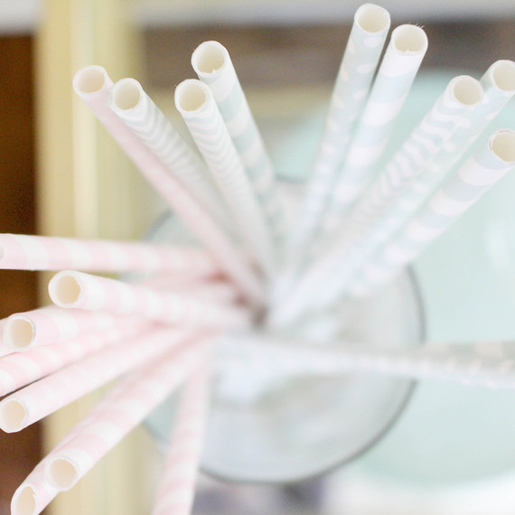 kentucky_derby_straws_0416.jpg (skyword:252801)