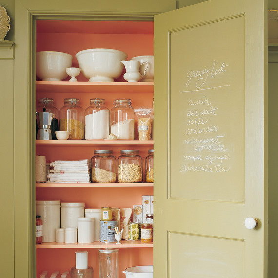 la102386c_0107_pantry.jpg