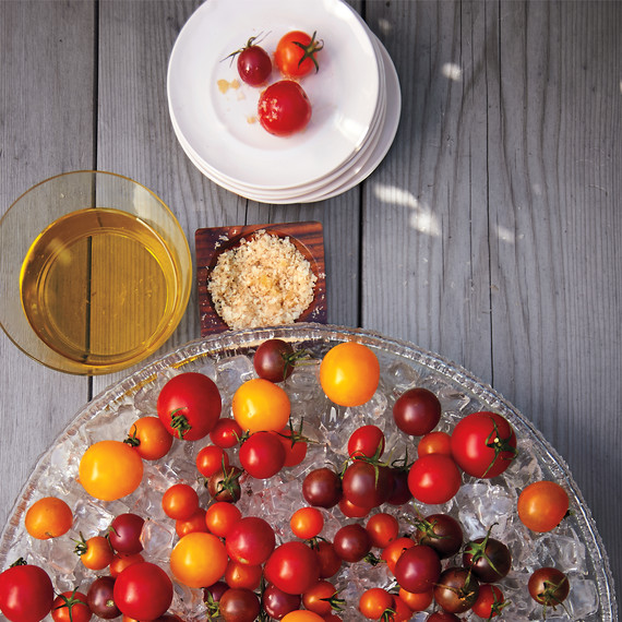 tomatoes-6222-d109318.jpg