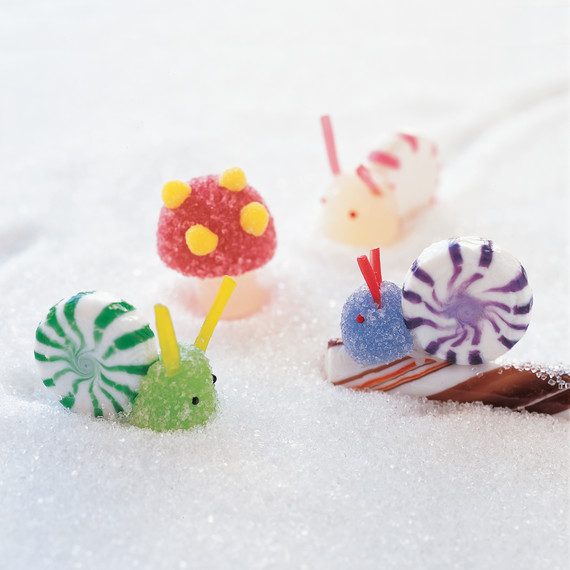 a99752_kidhol02_snails.jpg