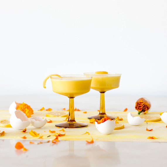 cocktail_yellow_coupes_1217.jpg (skyword:213238)