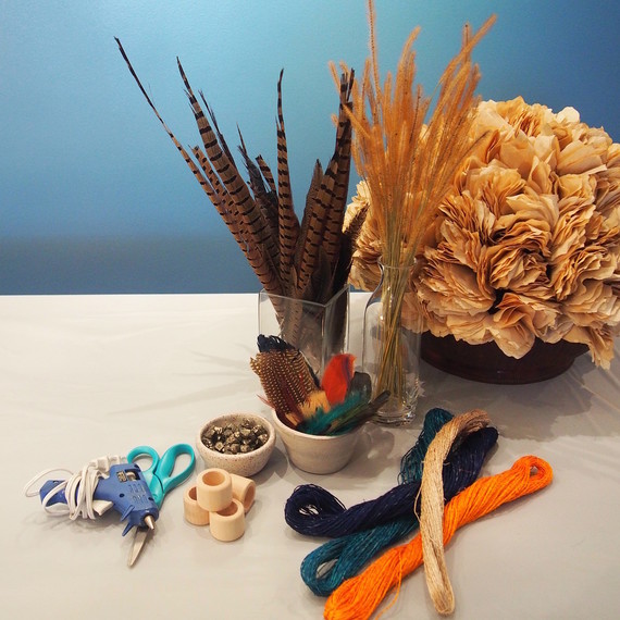 feathernapkin-5-102515.jpg (skyword:195421)