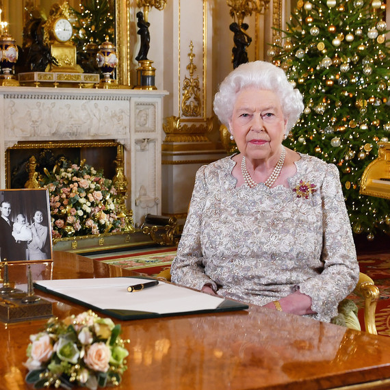 Getty-queen-elizabeth-christmas