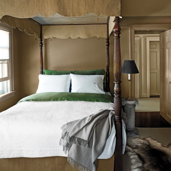 guest-room-038-d111300.jpg