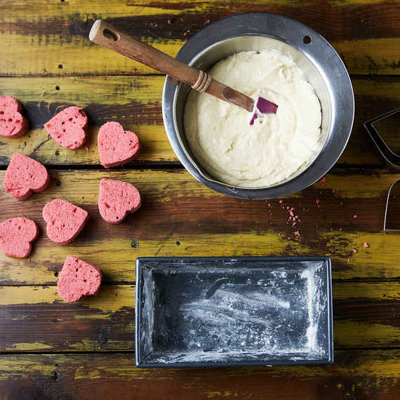 hidden-heart-cake-0079.jpg (skyword:223116)