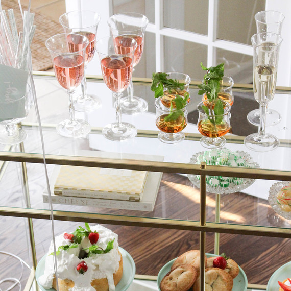 kentucky_derby_bar_end_0417.jpg (skyword:252812)