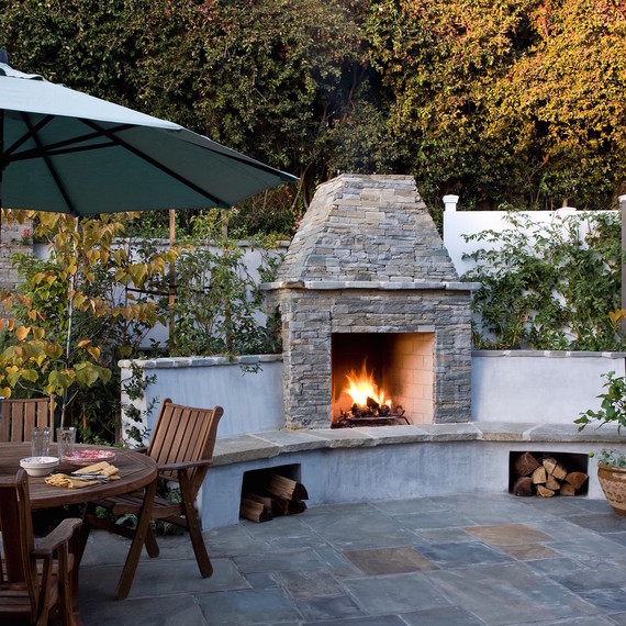 outdoor-fireplace-1116.jpg (skyword:359675)