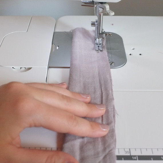 pincushion-step12-0916.jpg (skyword:331168)