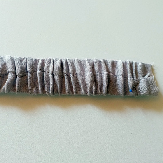 pincushion-step14-0916.jpg (skyword:331170)