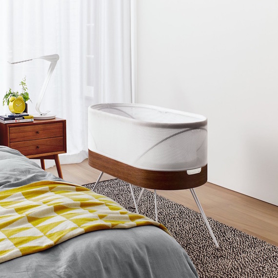 robotic-crib-snoo-1016.jpg (skyword:352142)