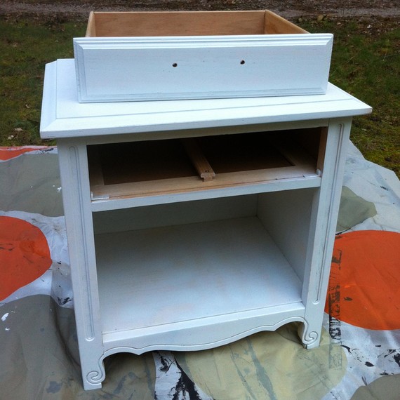 washing the table and priming it white