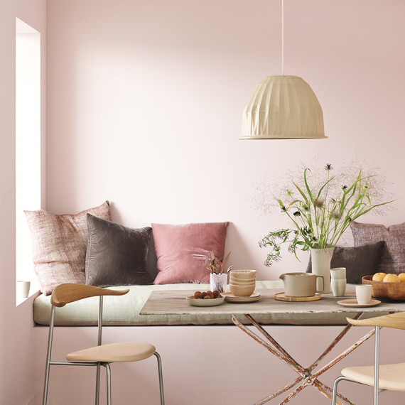 dining-nook-080-d111300.jpg