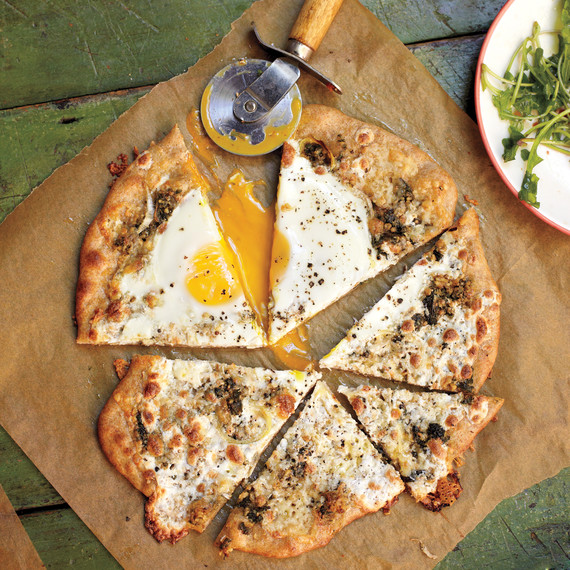 egg-pizza-0911mbd107580.jpg