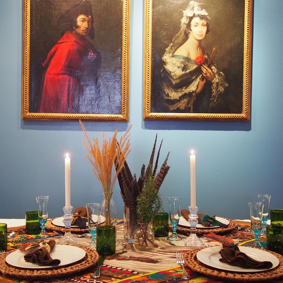 feathernapkin-11-102515.jpg (skyword:195436)