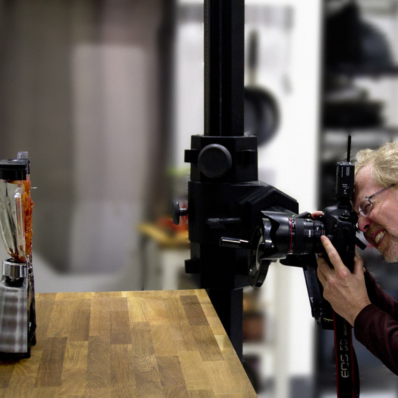 nathan-shooting-blender_sq.jpg