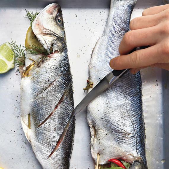 grilled-fish-4-mld110112.jpg
