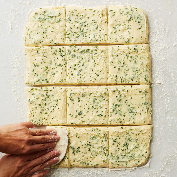 herb bread how to roll herb bread how to roll