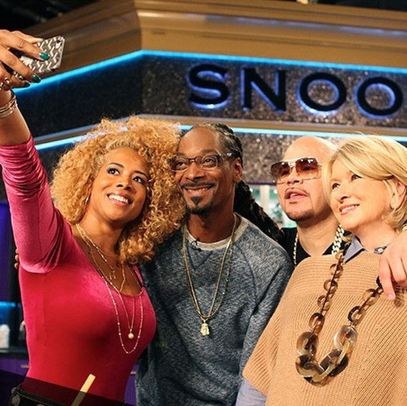 martha snoop show selfie martha snoop show selfie