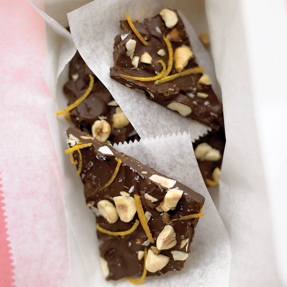 med102471_1106_choc_bark.jpg