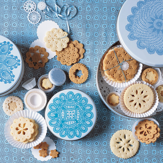 mla103942_1208_cookietin.jpg