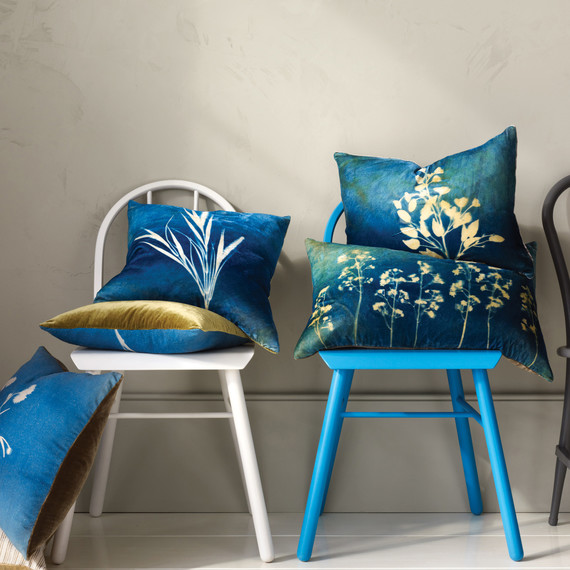 mld106890_0311_chairs_05.jpg