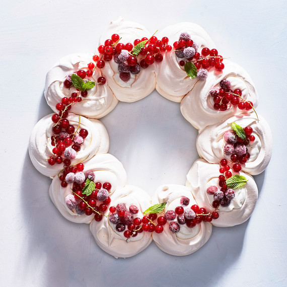 Pavlova Wreath Pavlova Wreath