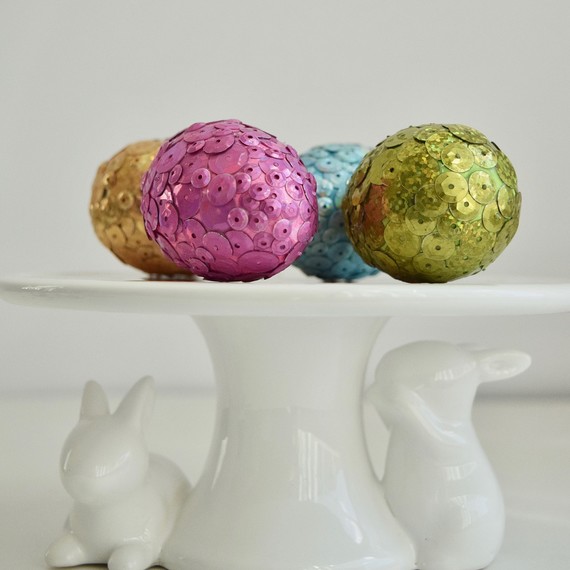 sequin-easter-eggs7-0417.jpg (skyword:416534)