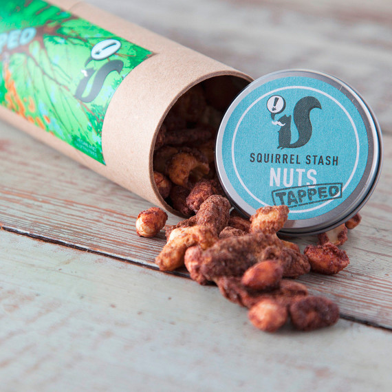 squirrel-stash-nuts-1412.jpg