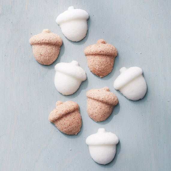sugar-acorns-044-d111566.jpg