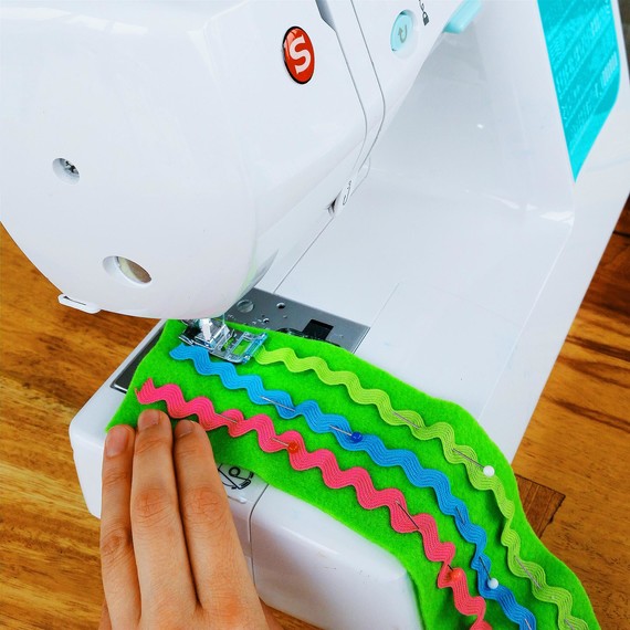 coffee-sleeve-sewing-0315