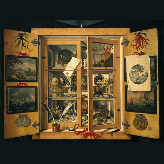 curious-cabinet-1-sq-1015