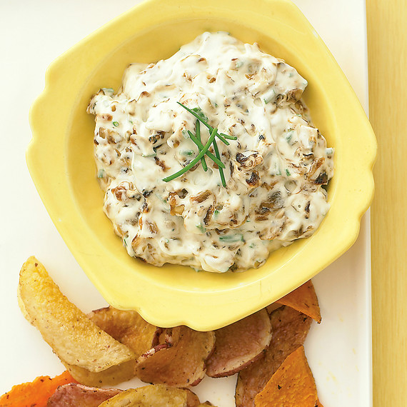 d_med103031_0707_oniondip.jpg