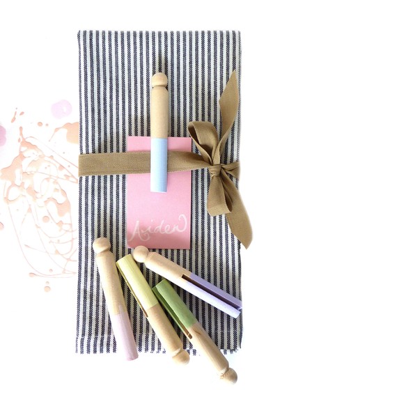 DIY Pastel Paint Dipped Easter Napkin Rings